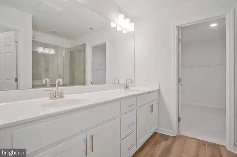 Entry Way - 1195 Cedar Ave, Shady Side, MD 20764 photo 12 of 13