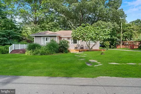 Exterior - 4977 Lerch Dr, Shady Side, MD 20764 photo 5 of 16