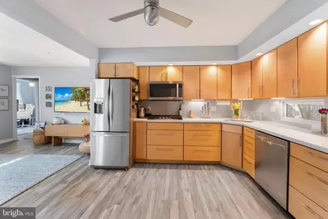 Kitchen - 4977 Lerch Dr, Shady Side, MD 20764 photo 3 of 3
