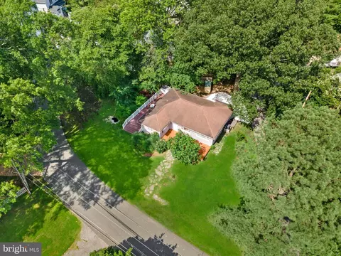 View/Area - 4977 Lerch Dr, Shady Side, MD 20764 photo 1 of 10