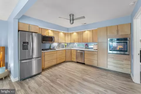 Kitchen - 4977 Lerch Dr, Shady Side, MD 20764 photo 1 of 3
