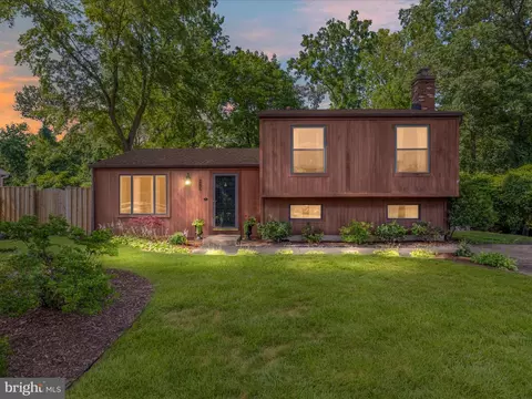 285 Laguna Cir, Severna Park, MD 21146