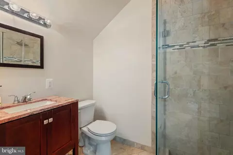 Bath - 2802 Apple Cinnamon Pl, Edgewater, MD 21037 photo 3 of 3