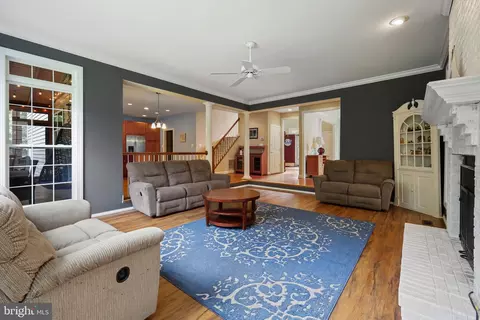 Living - 2802 Apple Cinnamon Pl, Edgewater, MD 21037 photo 3 of 4