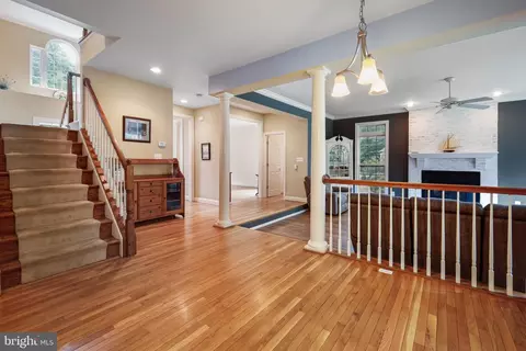 Entry Way - 2802 Apple Cinnamon Pl, Edgewater, MD 21037 photo 4 of 7