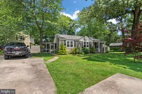 Exterior - 14 Fallon Dr, Pasadena, MD 21122 photo 2 of 7