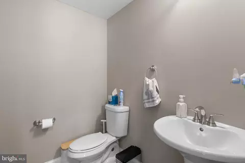 Entry Way - 14 Fallon Dr, Pasadena, MD 21122 photo 3 of 3