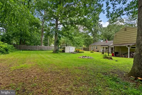 Exterior - 14 Fallon Dr, Pasadena, MD 21122 photo 7 of 7
