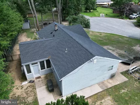 View/Area - 8438 Lyndale Rd, Pasadena, MD 21122 photo 3 of 3
