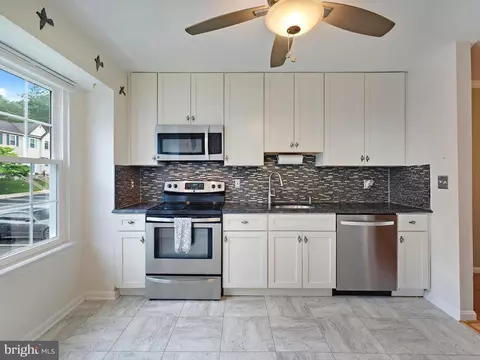 3328 Pescara Ct, Pasadena, MD 21122 photo 11