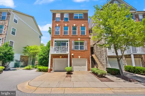 3551 Carriage Walk Ln #74H, Laurel, MD 20724
