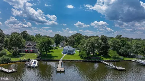 1604 Annapolis Dr, Glen Burnie, MD 21060
