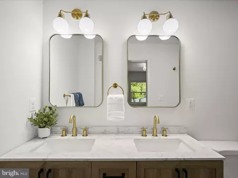 Bath - 7162 Ohio Ave, Hanover, MD 21076 photo 1 of 5