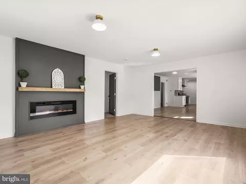 Living - 7162 Ohio Ave, Hanover, MD 21076 photo 5 of 9