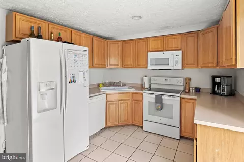 Kitchen - 7935 Royal Mint Pl, Pasadena, MD 21122 photo 1 of 1