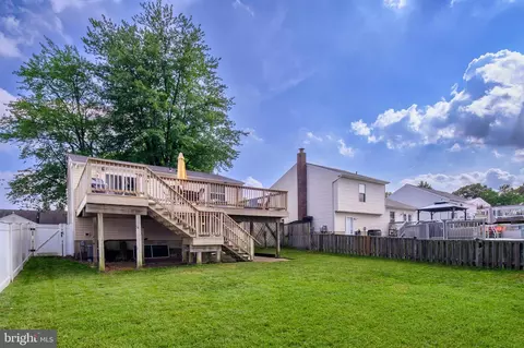 Exterior - 7935 Royal Mint Pl, Pasadena, MD 21122 photo 7 of 11