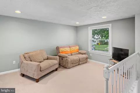 Entry Way - 7935 Royal Mint Pl, Pasadena, MD 21122 photo 1 of 1