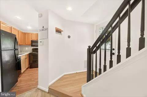 Entry Way - 3430 Littleleaf Pl, Laurel, MD 20724 photo 2 of 4
