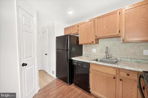 Kitchen - 3430 Littleleaf Pl, Laurel, MD 20724 photo 2 of 3