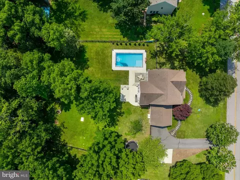 View/Area - 3309 Kenney Ln, Edgewater, MD 21037 photo 4 of 12