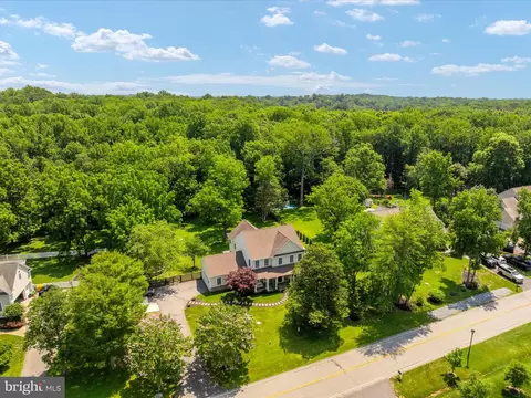 View/Area - 3309 Kenney Ln, Edgewater, MD 21037 photo 1 of 12
