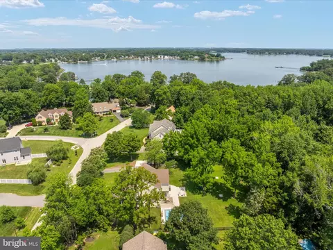 View/Area - 3309 Kenney Ln, Edgewater, MD 21037 photo 7 of 12