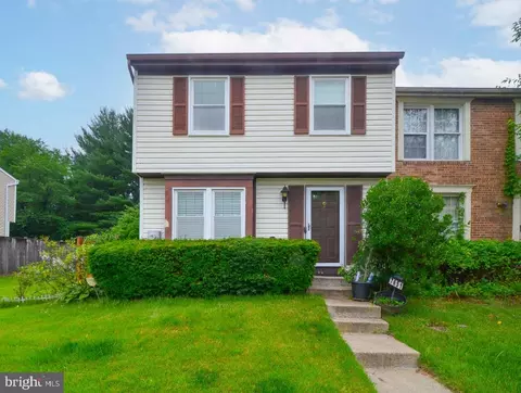 7651 Fairbanks Ct, Hanover, MD 21076