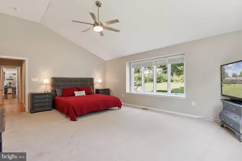 Bedroom - 346 Edgewater Rd, Pasadena, MD 21122 photo 1 of 6