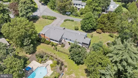 View/Area - 346 Edgewater Rd, Pasadena, MD 21122 photo 5 of 15