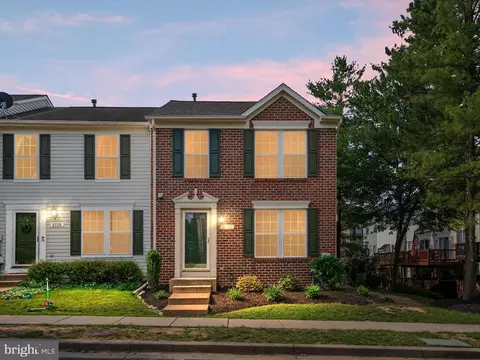 8730 Thornbrook Dr, Odenton, MD 21113