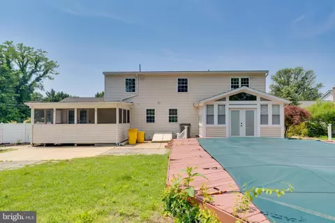 1216 Farmview Rd, Pasadena, MD 21122 photo 8