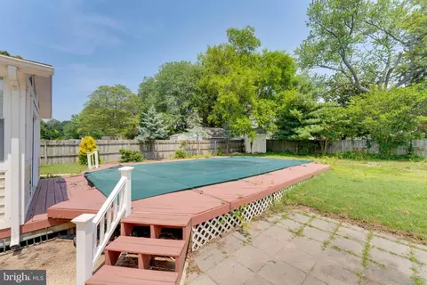1216 Farmview Rd, Pasadena, MD 21122 photo 10