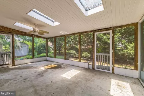 Exterior - 764 224th St, Pasadena, MD 21122 photo 3 of 8