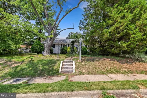 764 224th St, Pasadena, MD 21122