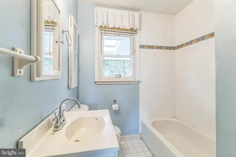 Bath - 764 224th St, Pasadena, MD 21122 photo 1 of 1