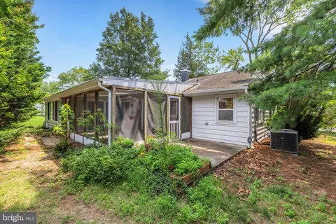 Exterior - 764 224th St, Pasadena, MD 21122 photo 7 of 8