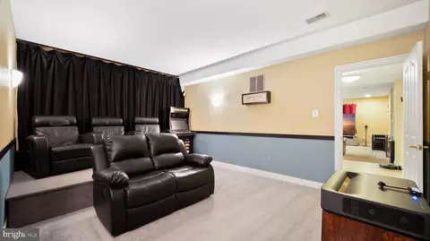 Entry Way - 8508 Summershade Dr, Odenton, MD 21113 photo 12 of 14