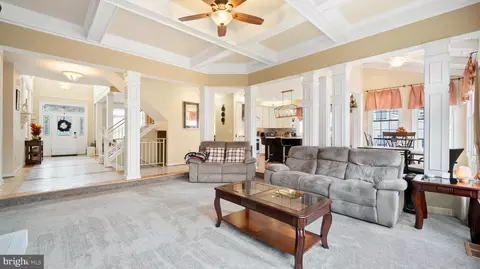 Entry Way - 8508 Summershade Dr, Odenton, MD 21113 photo 7 of 14