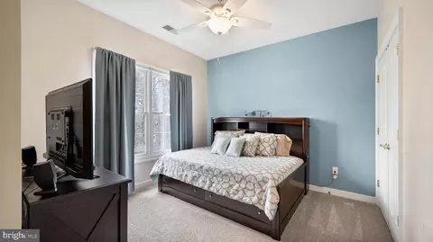 Bedroom - 8508 Summershade Dr, Odenton, MD 21113 photo 6 of 7