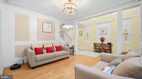 Entry Way - 8508 Summershade Dr, Odenton, MD 21113 photo 3 of 14