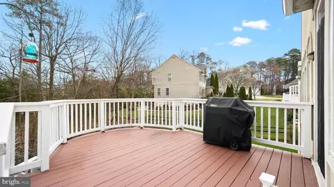 Exterior - 8508 Summershade Dr, Odenton, MD 21113 photo 7 of 11