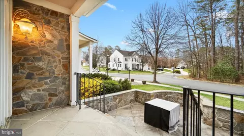 Exterior - 8508 Summershade Dr, Odenton, MD 21113 photo 4 of 11