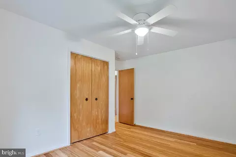 Bedroom - 1428 Oak Bluff Rd, Edgewater, MD 21037 photo 6 of 6