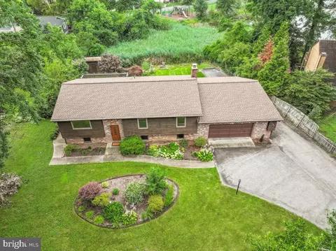 View/Area - 1428 Oak Bluff Rd, Edgewater, MD 21037 photo 2 of 3