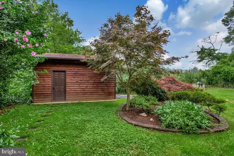 Exterior - 1428 Oak Bluff Rd, Edgewater, MD 21037 photo 11 of 12