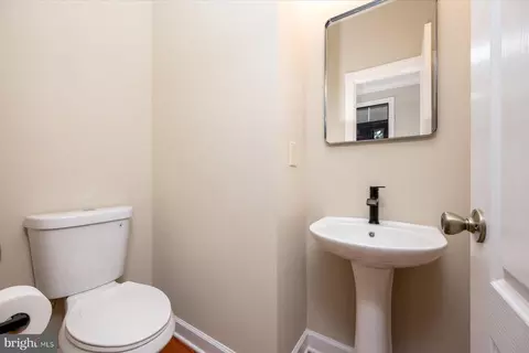 Entry Way - 2054 Shore Dr, Edgewater, MD 21037 photo 4 of 4