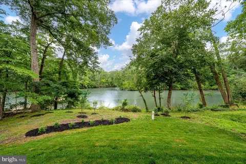 Other - 2054 Shore Dr, Edgewater, MD 21037 photo 3 of 16