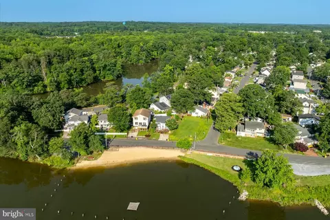 View/Area - 2054 Shore Dr, Edgewater, MD 21037 photo 1 of 6