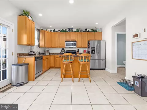 166 Meadow Rd, Pasadena, MD 21122 photo 11