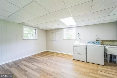 8013 Long Hill Rd, Pasadena, MD 21122 photo 27